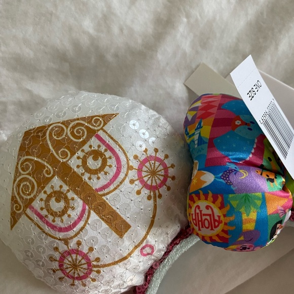 It’s a small world Mickey Ears. brand New with tags - Picture 3 of 5